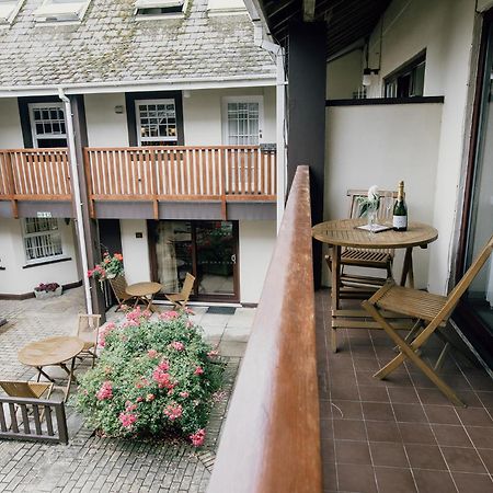 Galwad y Mor Aparthotel Saint David's Exterior foto